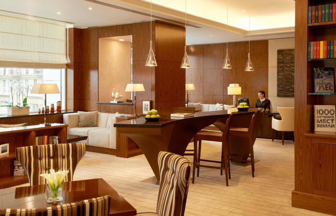 Intercontinental Moscow Tverskaya, An Ihg Hotel 外观 照片 The Club Lounge at Hong Kong International Airport